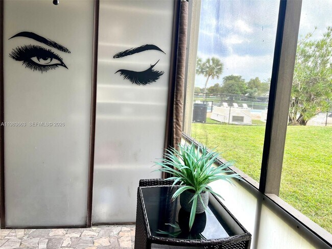 Building Photo - 11304 Taft St