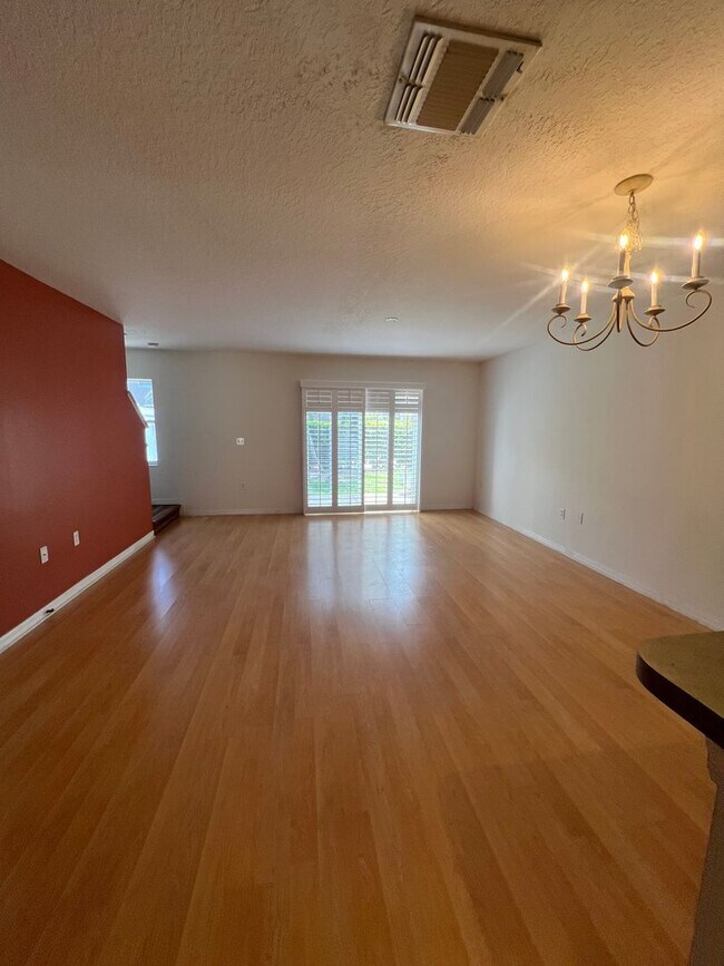 Building Photo - 3005 Ashford Park Pl