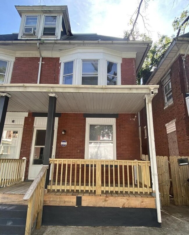 Primary Photo - 4-bedroom, 1-bathroom home - Harrisburg Pa