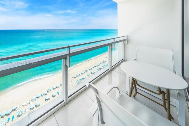 Building Photo - 6801 Collins Ave