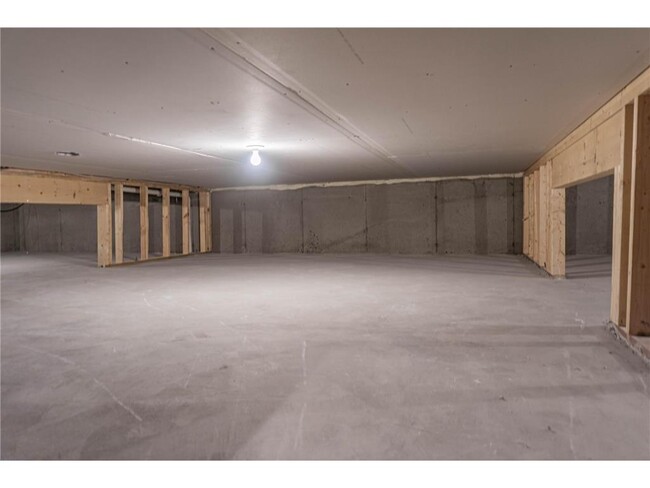 Building Photo - 20585 Geyser Ct