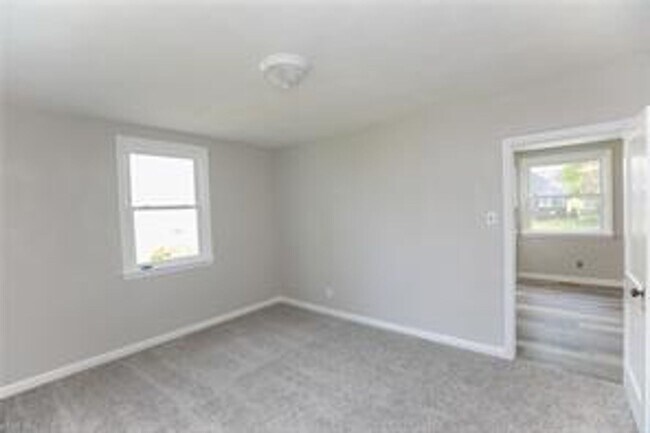 Building Photo - 209 Pennington Blvd