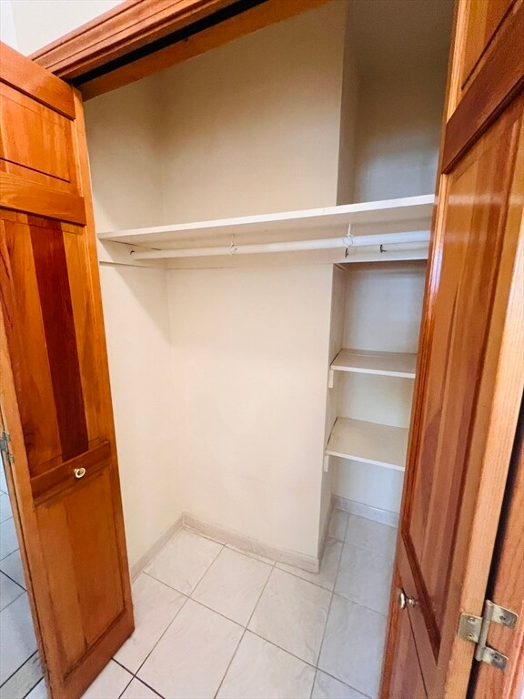 Building Photo - 34 Medford St