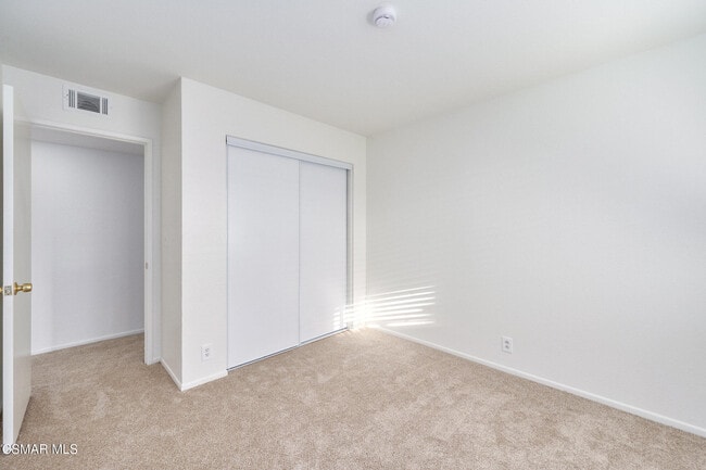 Building Photo - 150 Los Angeles Ave