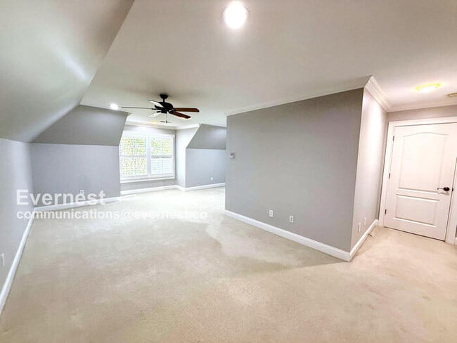 Building Photo - 1119 Hardwood Cove Rd