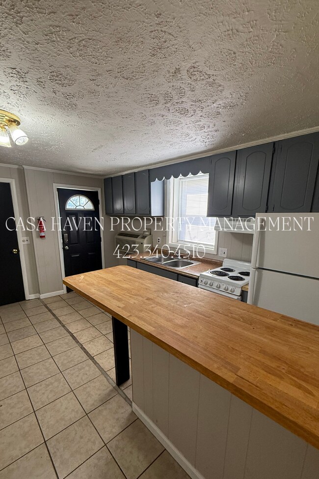 Building Photo - Limited-Time Special: First Month FREE with a 13-Month Lease!