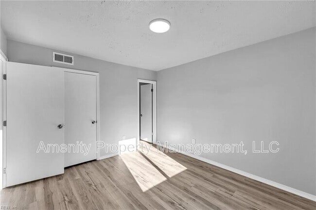 Building Photo - 602 Celey St