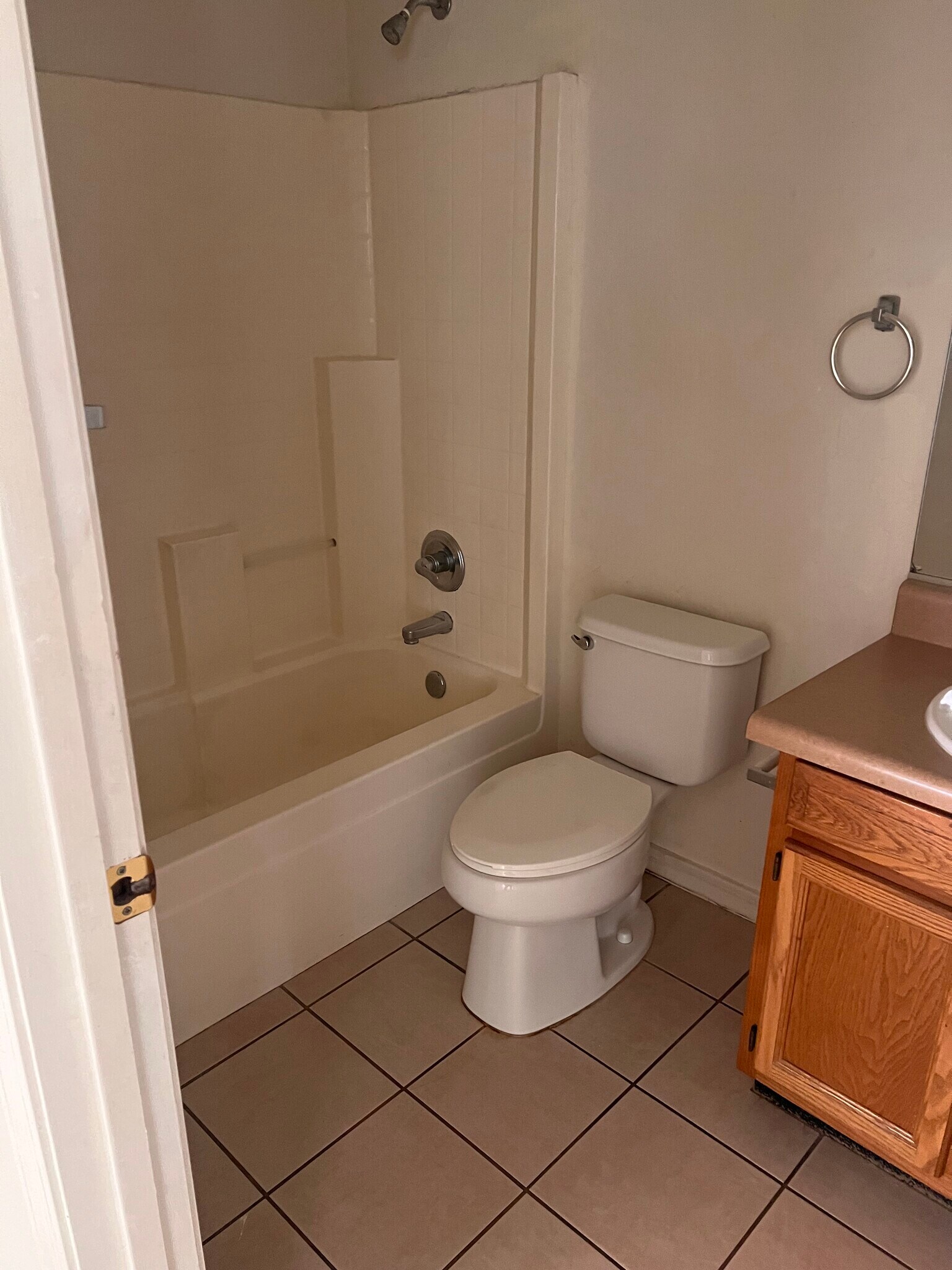 Building Photo - 2536 N Corinthian Garden Dr