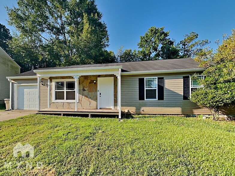 Primary Photo - 3259 Pawnee Dr