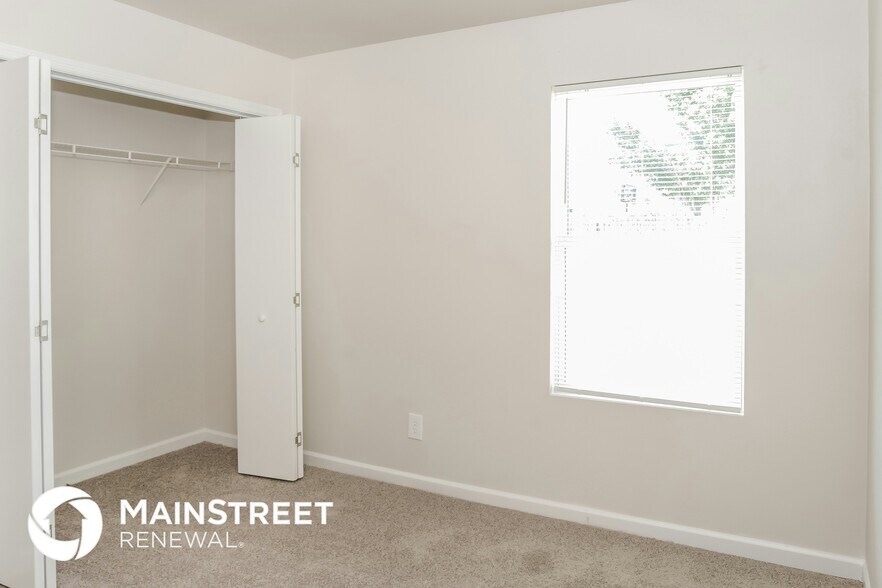 Building Photo - 16709 Wellhouse Dr