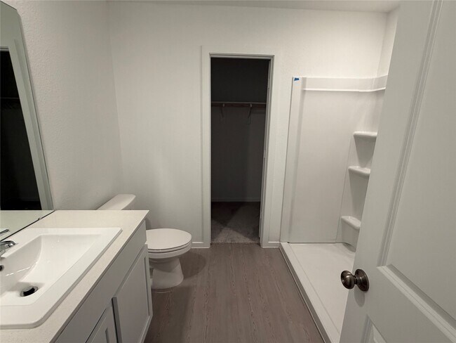 Building Photo - 16718 Spotted Oak Dr