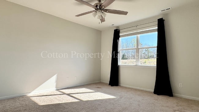 Building Photo - 441 Tributary Cir