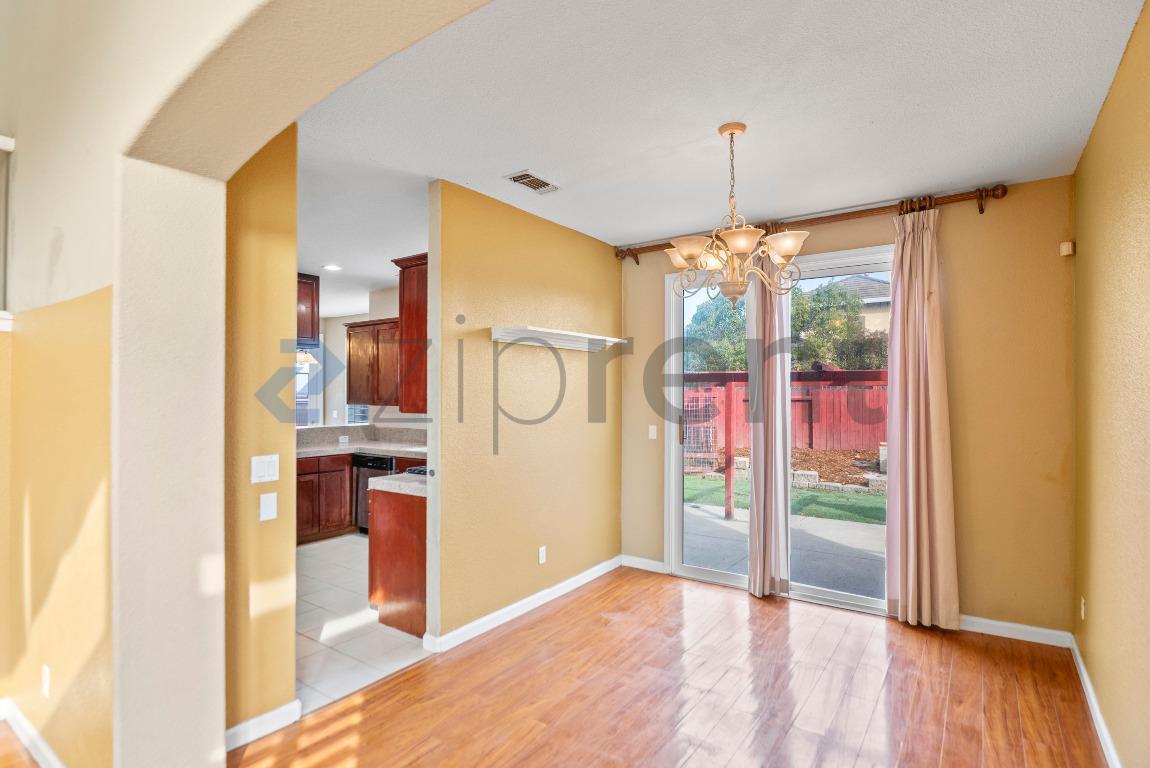 Building Photo - 25 Zion Ct