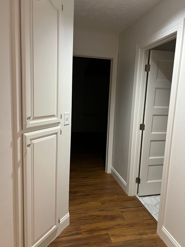 Building Photo - Galloway District RENTAL!  3-Bed, 2-Bath, 2-Car Garage