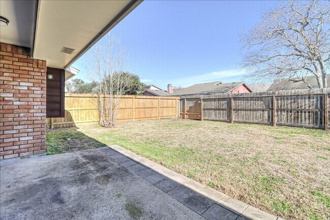 Building Photo - 7314 Ottawa Cir