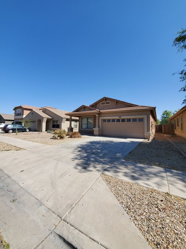 Building Photo - LAVEEN VILLAGE BEAUTIFUL 3 BEDROOMS PLUS D...