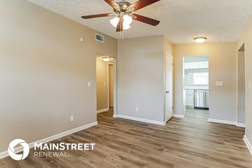 Building Photo - 885 Westgate Dr