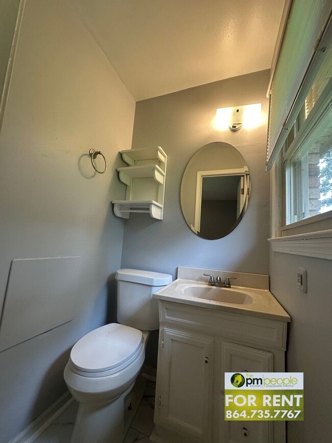 Building Photo - Newly renovated, cute Easley 3/1.5 Available!