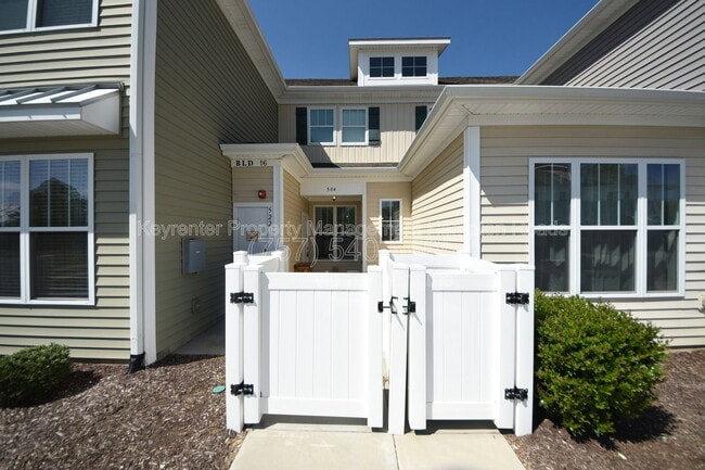 Building Photo - 504 Fishers Ct