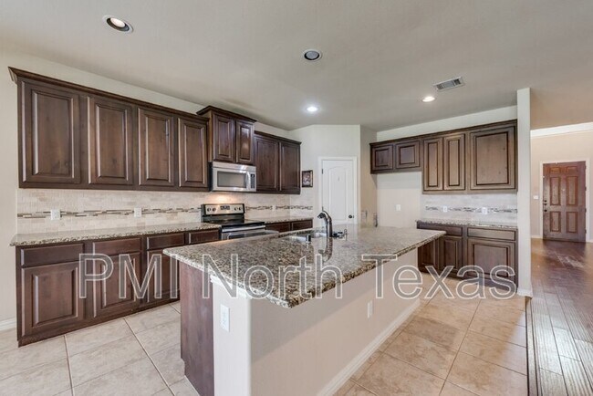 Building Photo - 11213 Amistad Dr