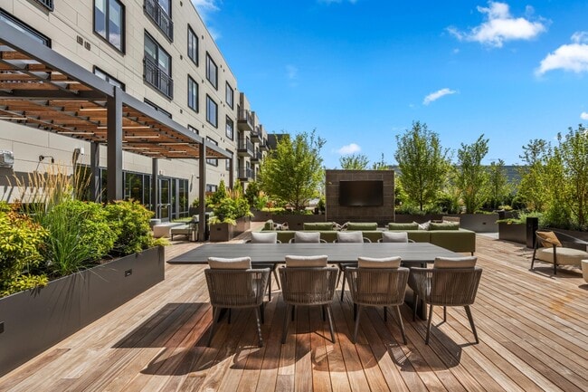 Building Photo - Alder at Allston Yards