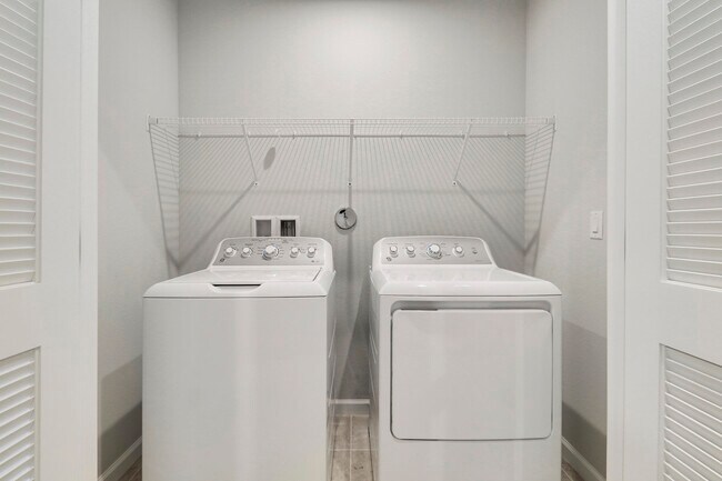 Building Photo - 15404 SW American St