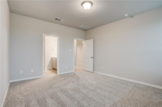 Building Photo - 309 Unforgiven Ln