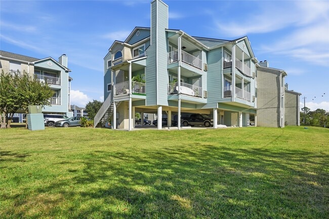 Building Photo - 18617 Egret Bay Blvd