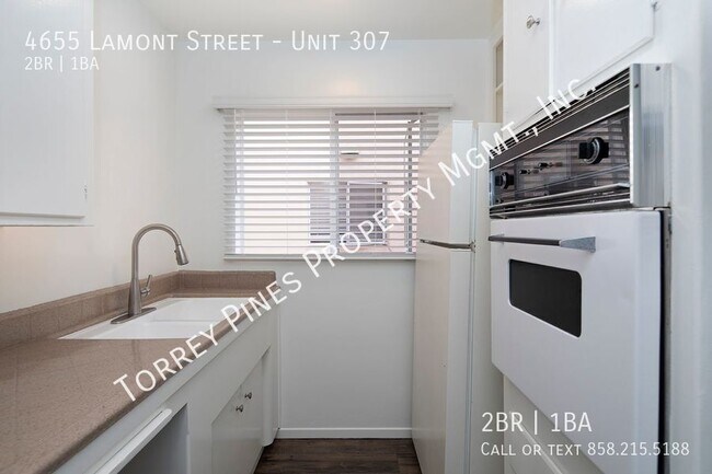 Building Photo - 4655 Lamont St