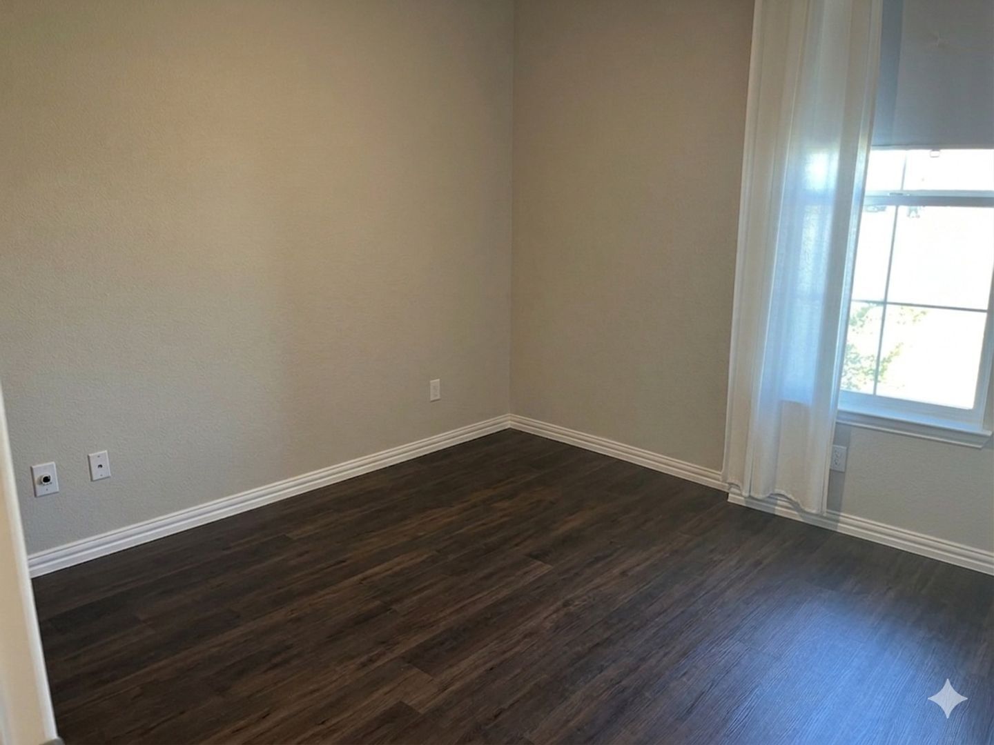 Building Photo - 170 Chester Rd