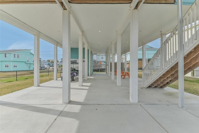 Building Photo - 4022 Fort Bend Dr