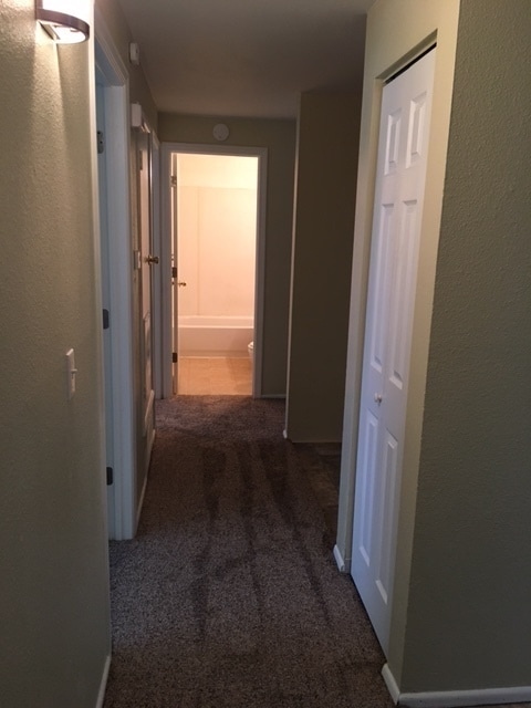 Building Photo - 13400 SW Berthold Ave