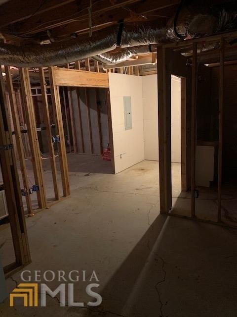 Building Photo - 552 Magnolia Dr
