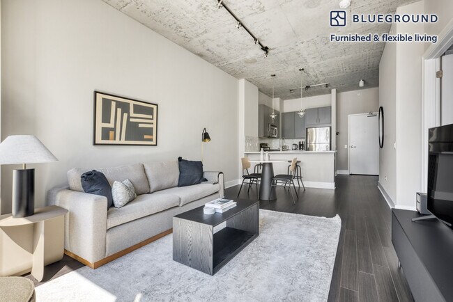 Building Photo - 111 W Polk St