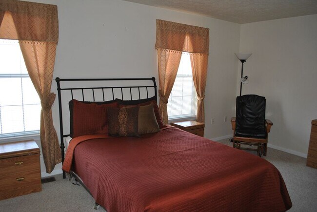 Building Photo - 2756 Sweetwater Ct