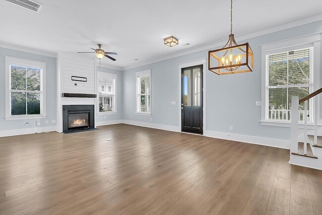 Primary Photo - 1575 Watt Pond Rd