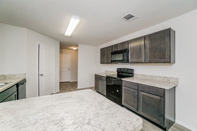 Building Photo - 206 Mouflon Dr
