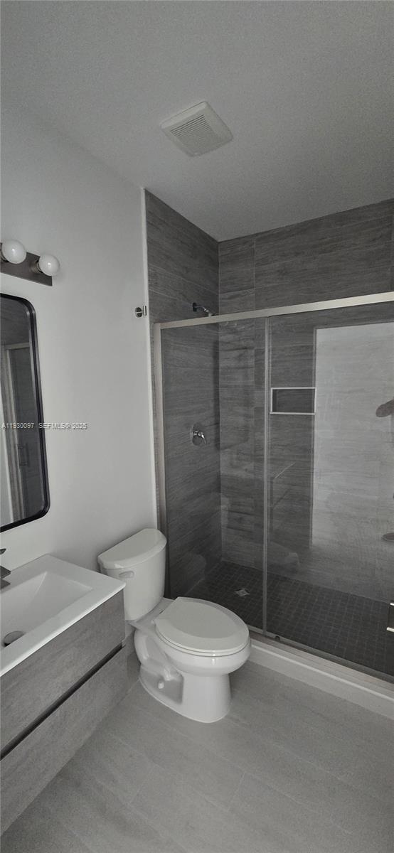 Building Photo - 6821 NW 6th Ct