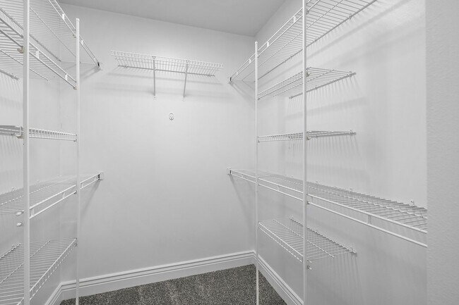 Building Photo - Central Cheery Creek Two Bed, Two Bath for rent.  Location, Location , Location