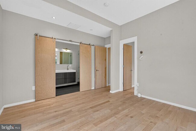 Building Photo - 1620 15th St NW