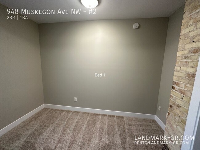 Building Photo - 948 Muskegon Ave NW