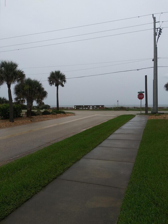 Building Photo - 2860 Ocean Shore Blvd