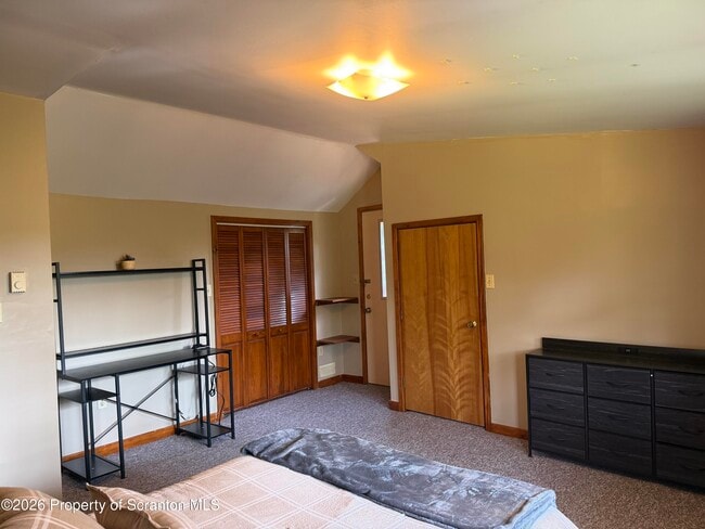 Building Photo - 16272 PA-407