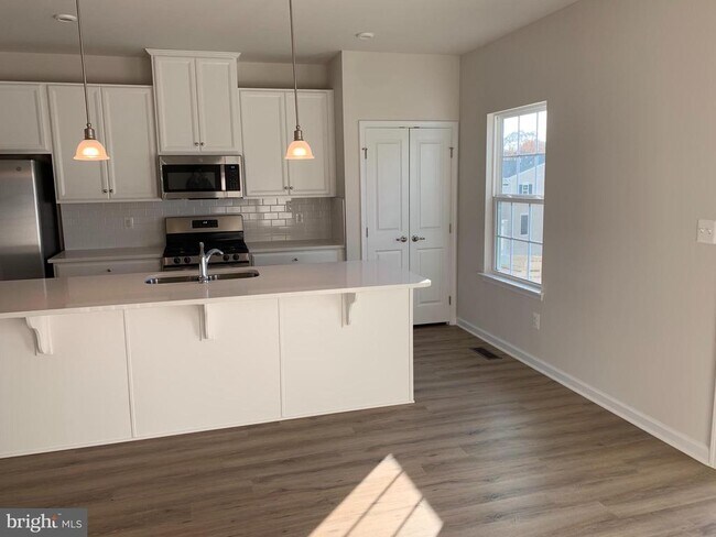 Building Photo - 209 Regester Chapel Rd