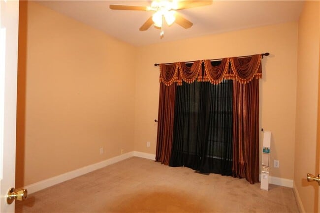 Building Photo - 1594 Hampton Hollow Trail