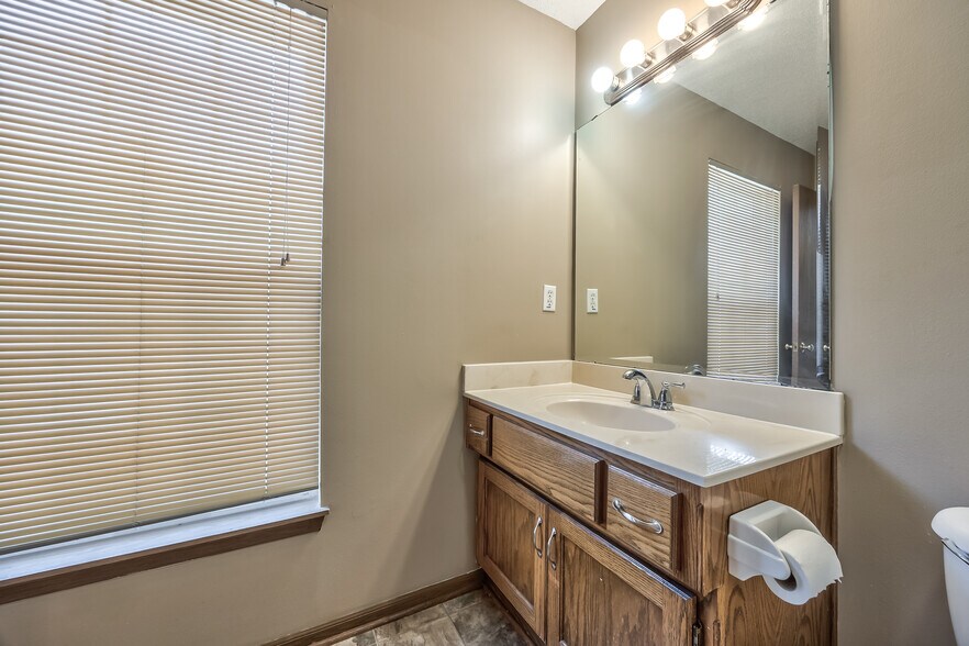 2nd floor, main full bath - 11220 W 61st St