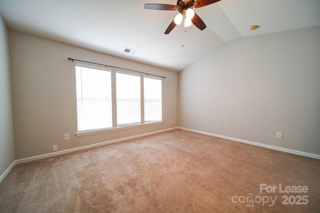 Building Photo - 9821 Carson Whitley Ave