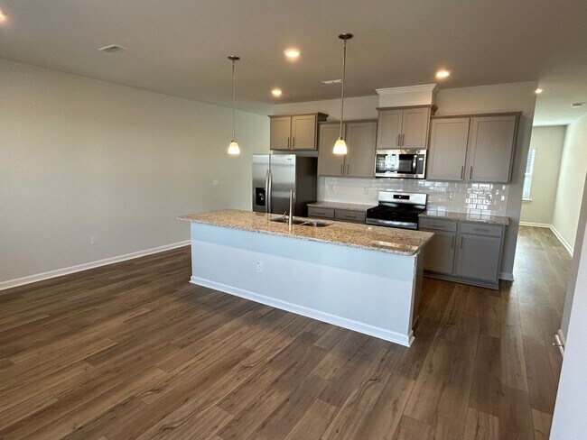 Building Photo - NEW 4 bed/3.5 bath townhome for rent in Apex