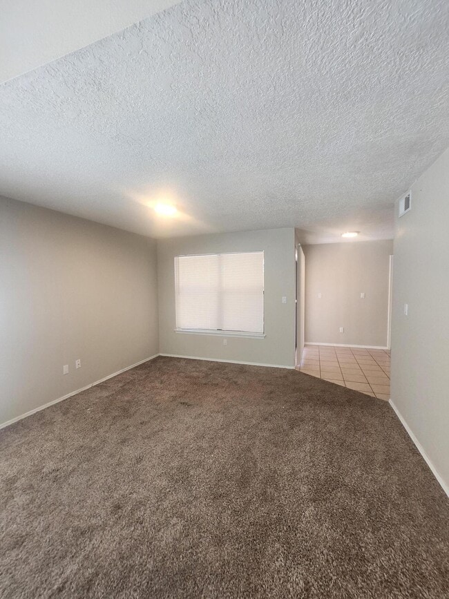 Building Photo - 7720 Ranchwood Dr NW