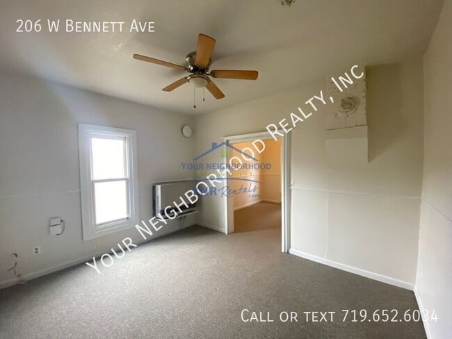 Building Photo - 206 W Bennett Ave